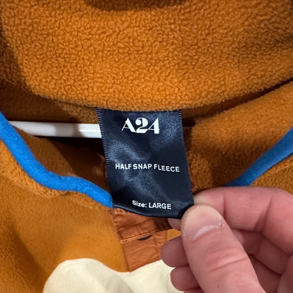 A24 Pullover - Picture 2 of 4